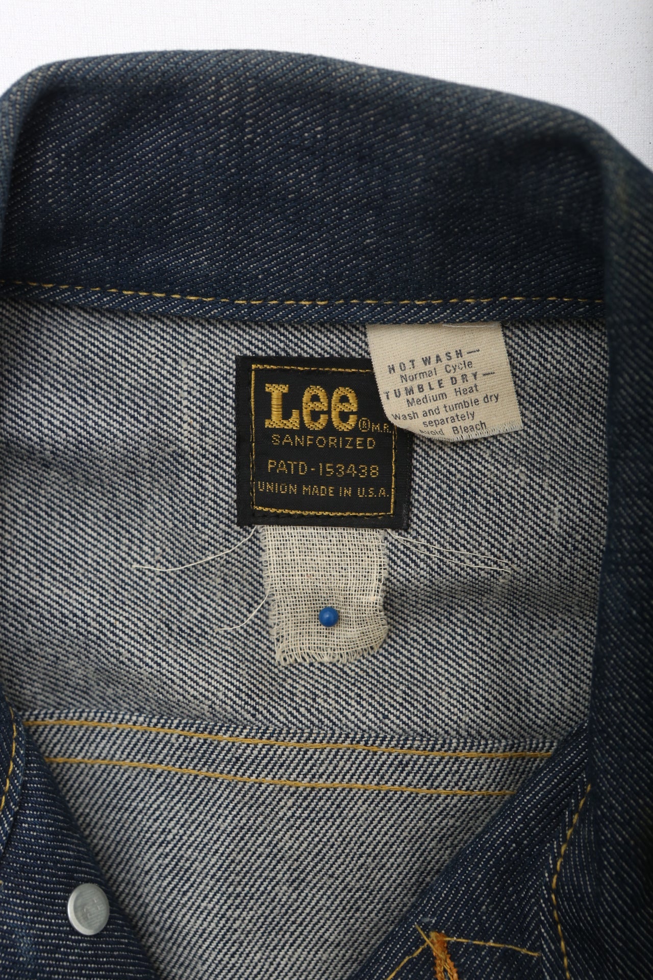 1980's Deadstock Lee Trucker Denim Jacket - Image 4