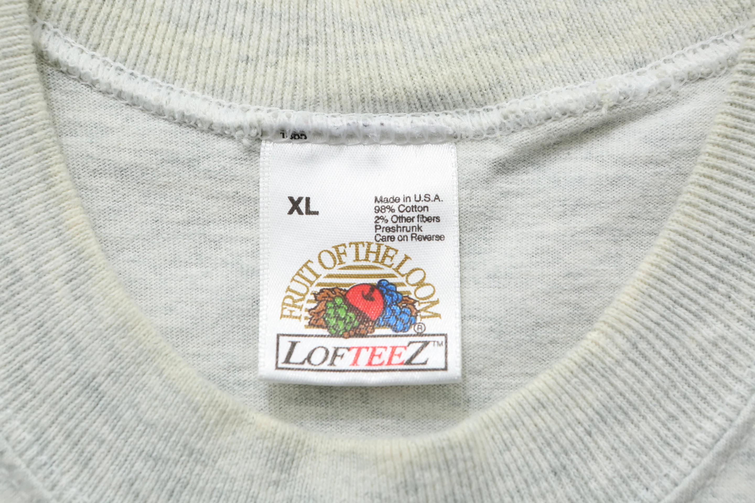 1995 Shaquille O'Neil Shaq Bar T-shirt - Image 6