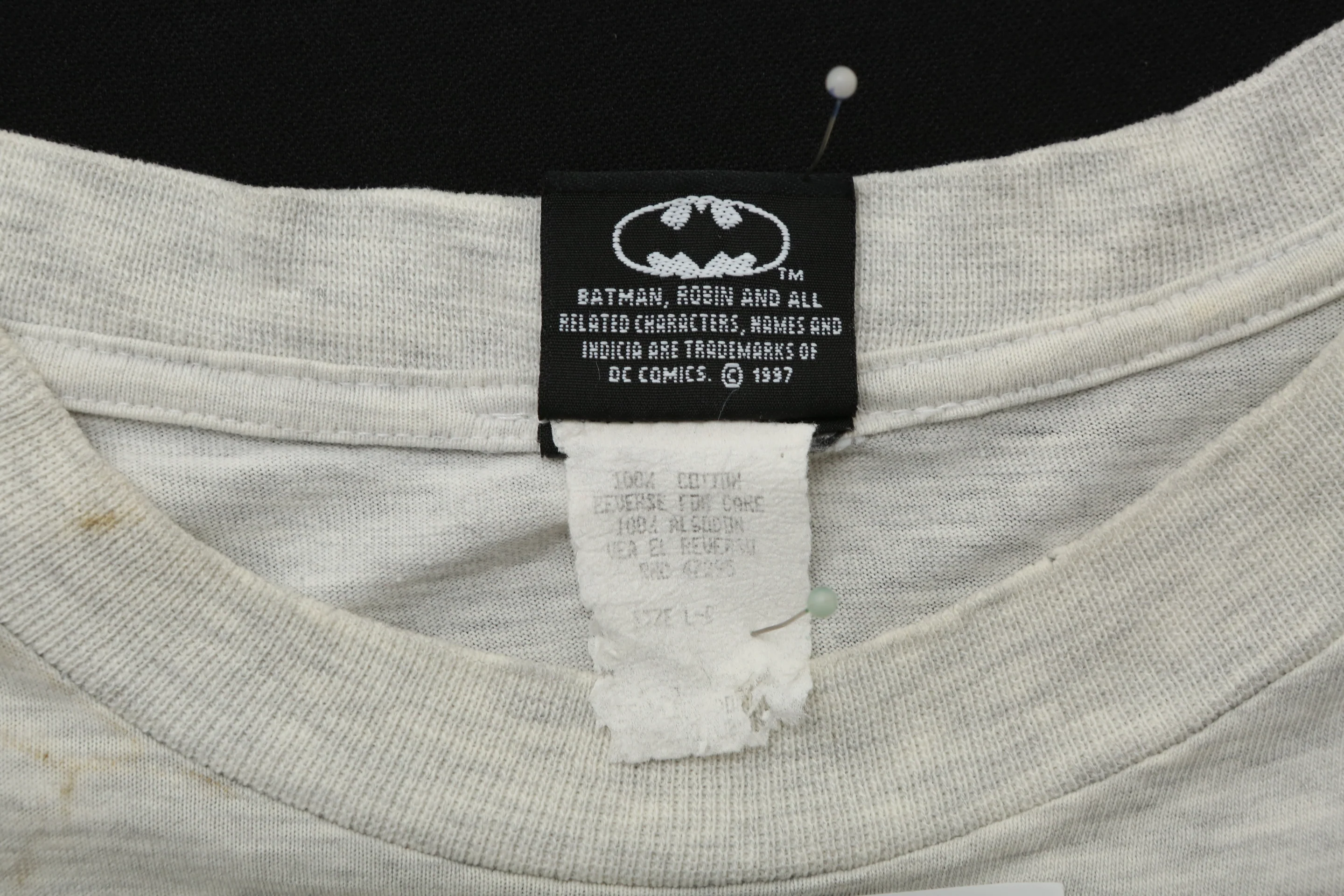 Batman & Mr Freeze Vintage T-Shirt - Image 8