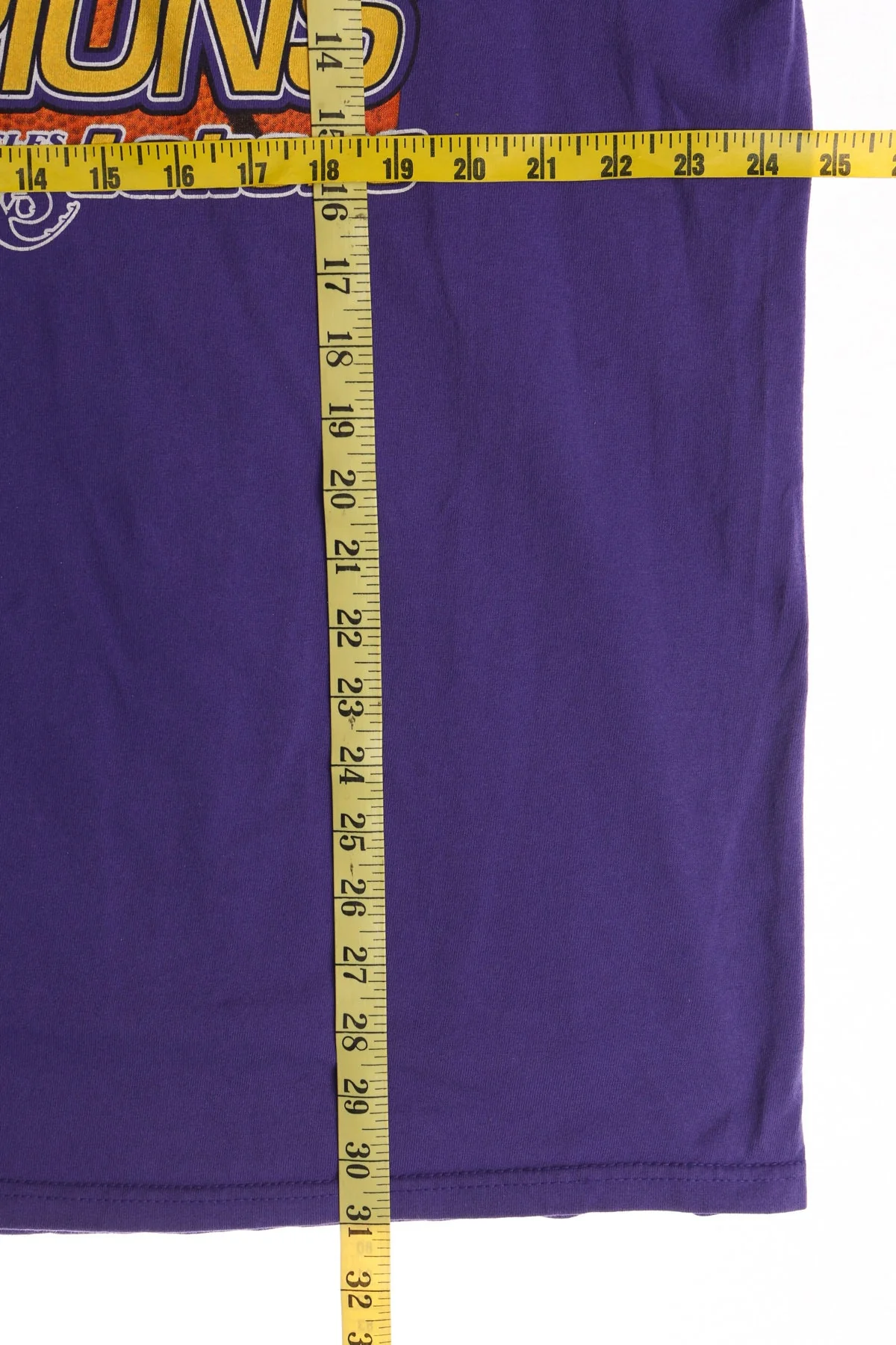 Los Angeles Lakers 2000 Conference Champions Graphic T-shirt - Image 3