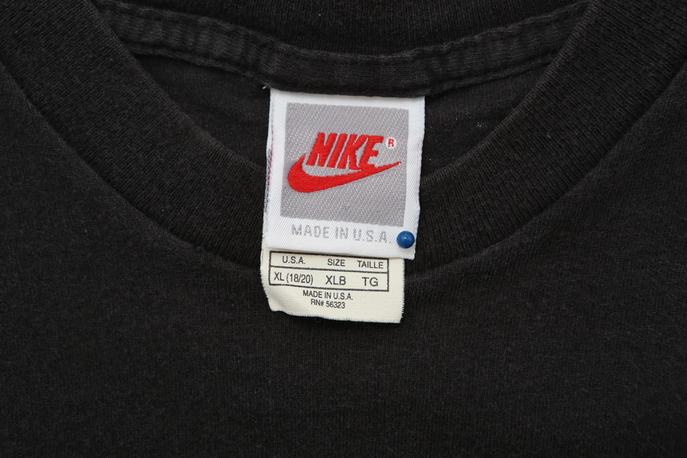 Nike Just Do It Graphic T-shirt - Image 4
