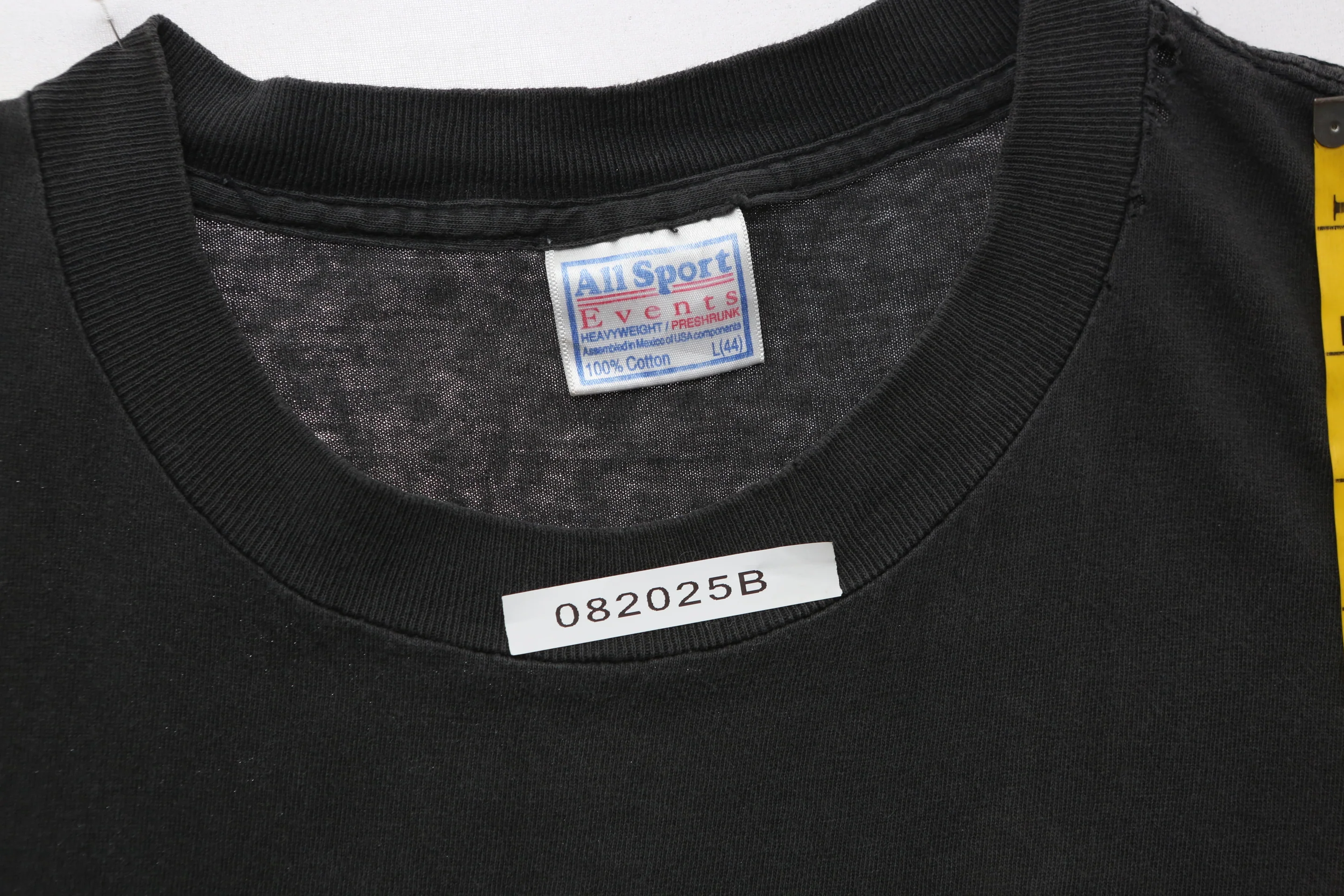 Nirvana From the Muddy Banks Rock Band T-Shirt - Image 4
