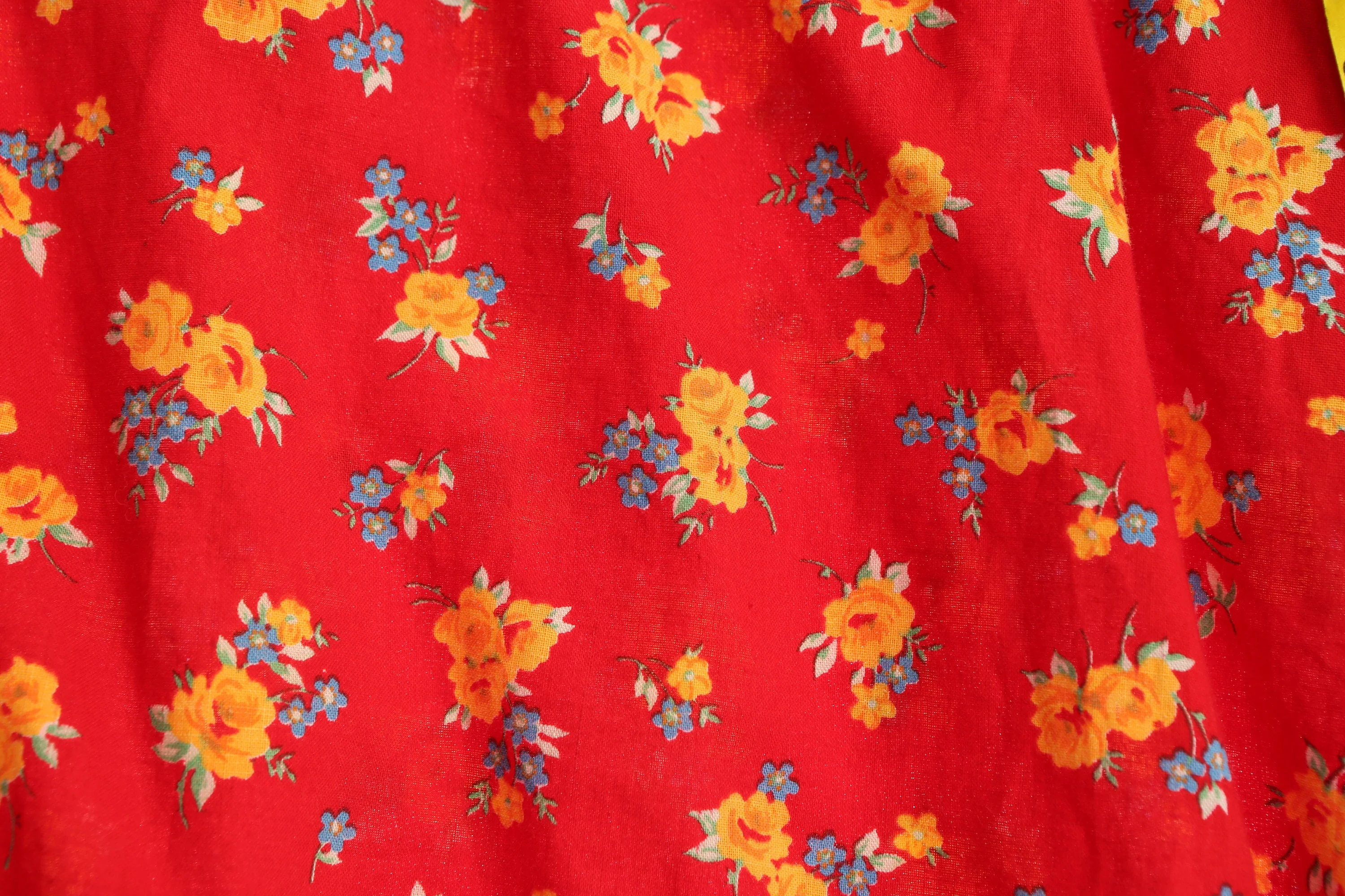 Vintage Women's Red Floral Print Prairie Skirt - Image 4