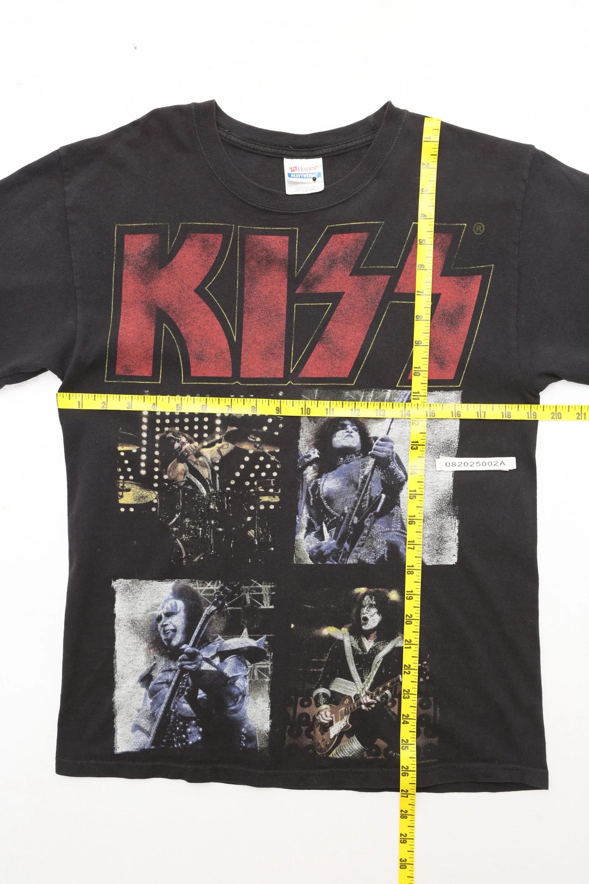 Y2K Kiss Rock Graphic T-shirt - Image 5